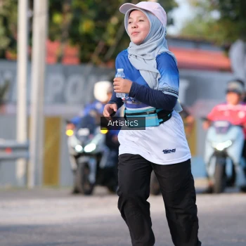 Runner Photo 3504686