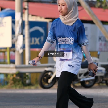Runner Photo 3504704
