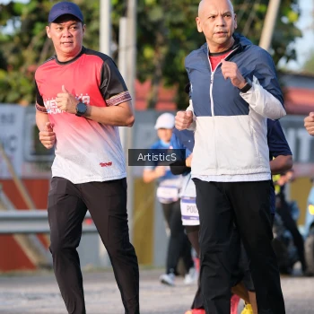 Runner Photo 3504719