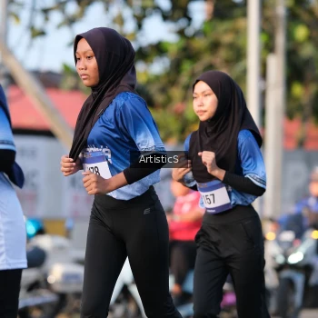 Runner Photo 3504734