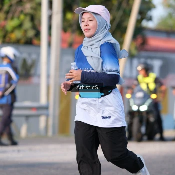 Runner Photo 3504755