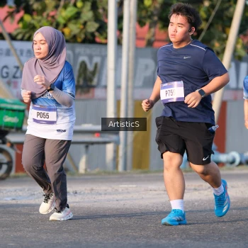 Runner Photo 3504763