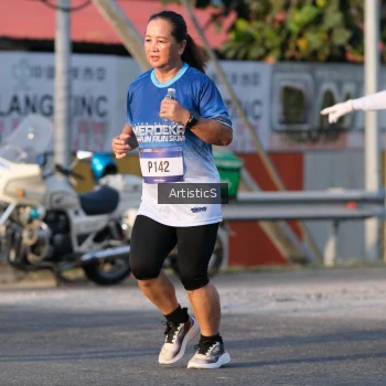 Runner Photo 3504781