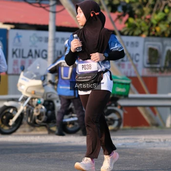 Runner Photo 3504833