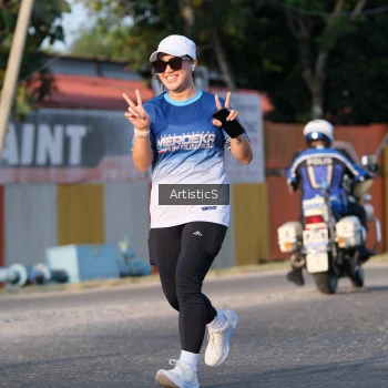 Runner Photo 3504909