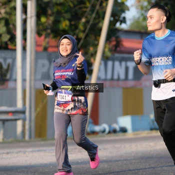 Runner Photo 3504951