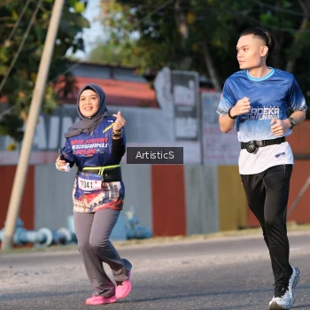 Runner Photo 3504961