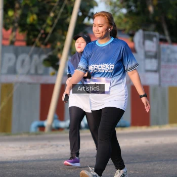 Runner Photo 3504972