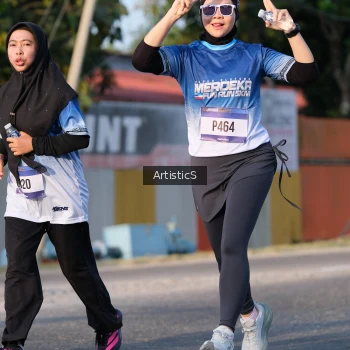 Runner Photo 3504979