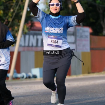 Runner Photo 3504981