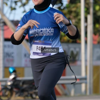 Runner Photo 3504987