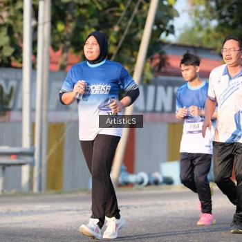 Runner Photo 3504992