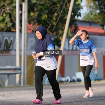 Runner Photo 3505028