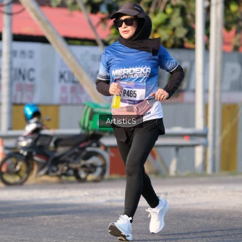 Runner Photo 3505065