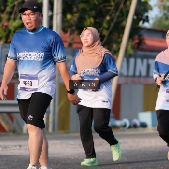 Runner Photo 3505074