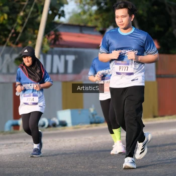 Runner Photo 3505098