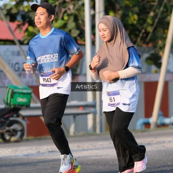 Runner Photo 3505111