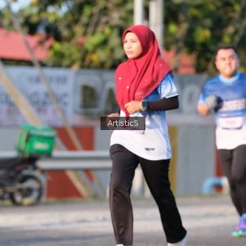 Runner Photo 3505146