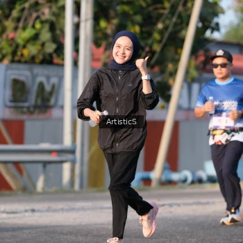 Runner Photo 3505156