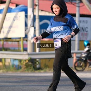 Runner Photo 3505236