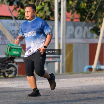 Runner Photo 3505273