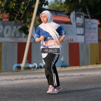 Runner Photo 3505361
