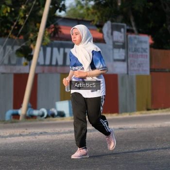 Runner Photo 3505365