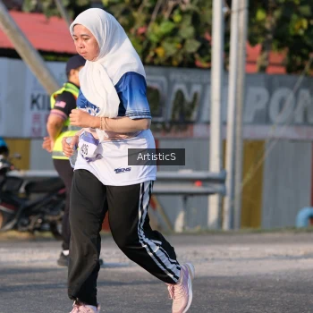 Runner Photo 3505369