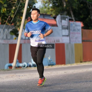 Runner Photo 3505457