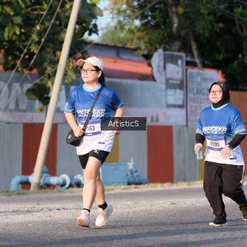 Runner Photo 3505514