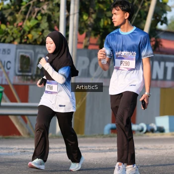 Runner Photo 3505578
