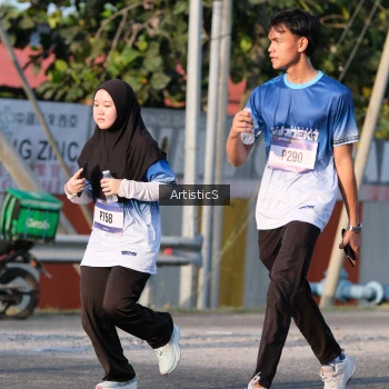 Runner Photo 3505580