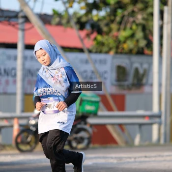Runner Photo 3505659