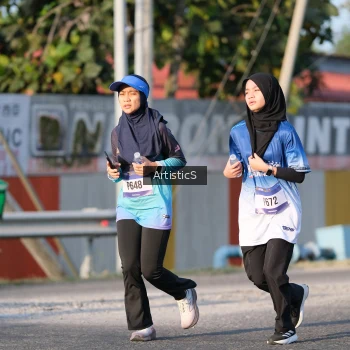 Runner Photo 3505673