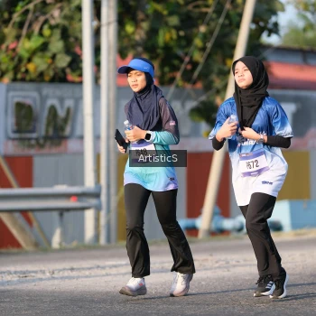 Runner Photo 3505675