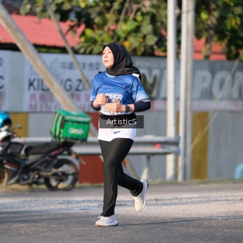 Runner Photo 3505685
