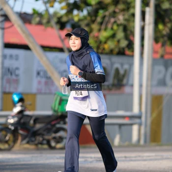 Runner Photo 3505714