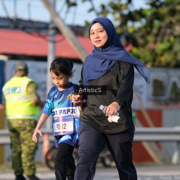 Runner Photo 3505728