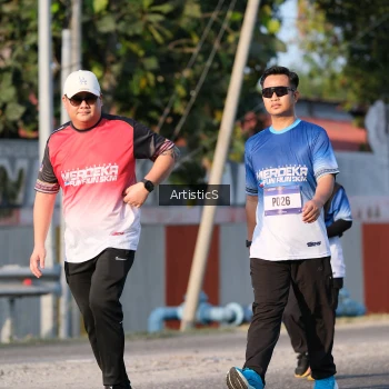 Runner Photo 3505761