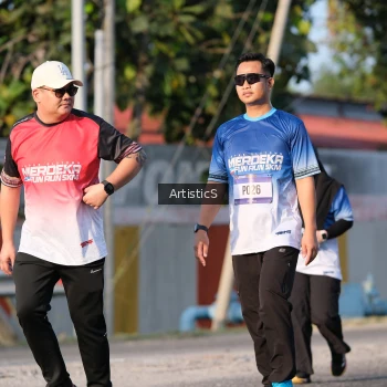 Runner Photo 3505765