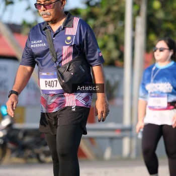 Runner Photo 3505793