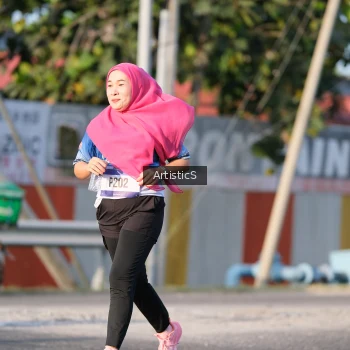 Runner Photo 3505876