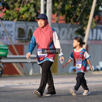 Runner Photo 3505905