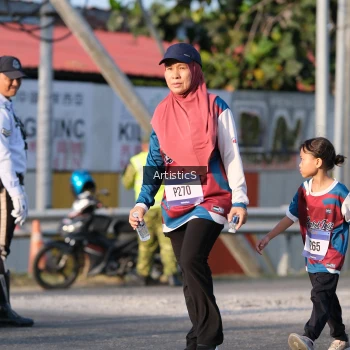 Runner Photo 3505917