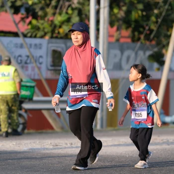 Runner Photo 3505918