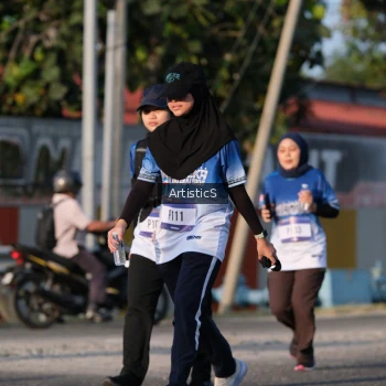 Runner Photo 3506004