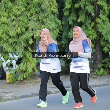 Runner Photo 3506013