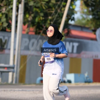 Runner Photo 3506075
