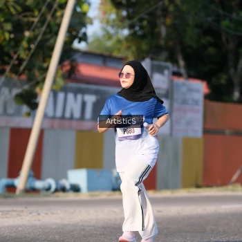 Runner Photo 3506076
