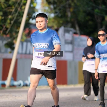 Runner Photo 3506088